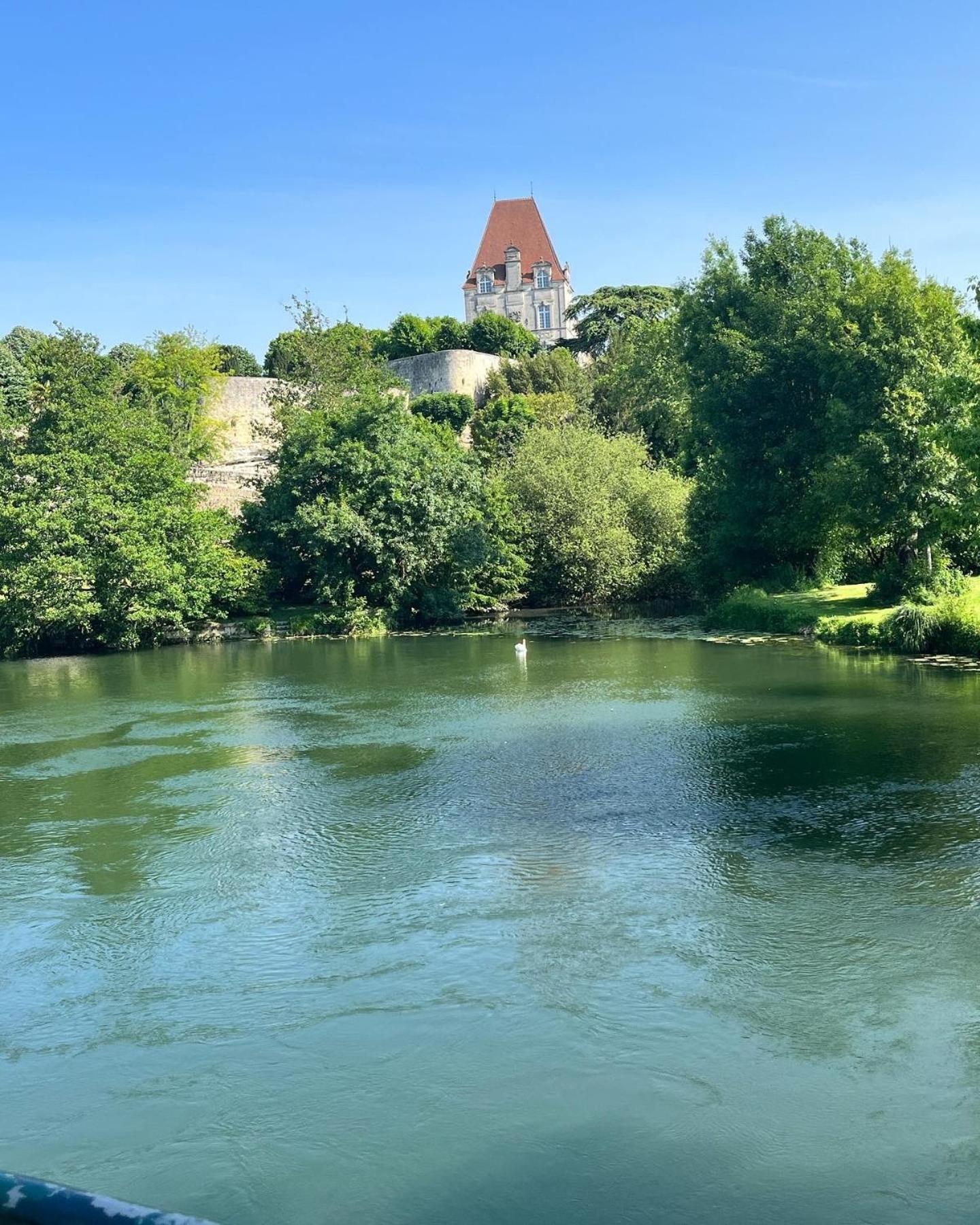 Вілла Petit Moulin De Veillard Bourg-Charente Екстер'єр фото